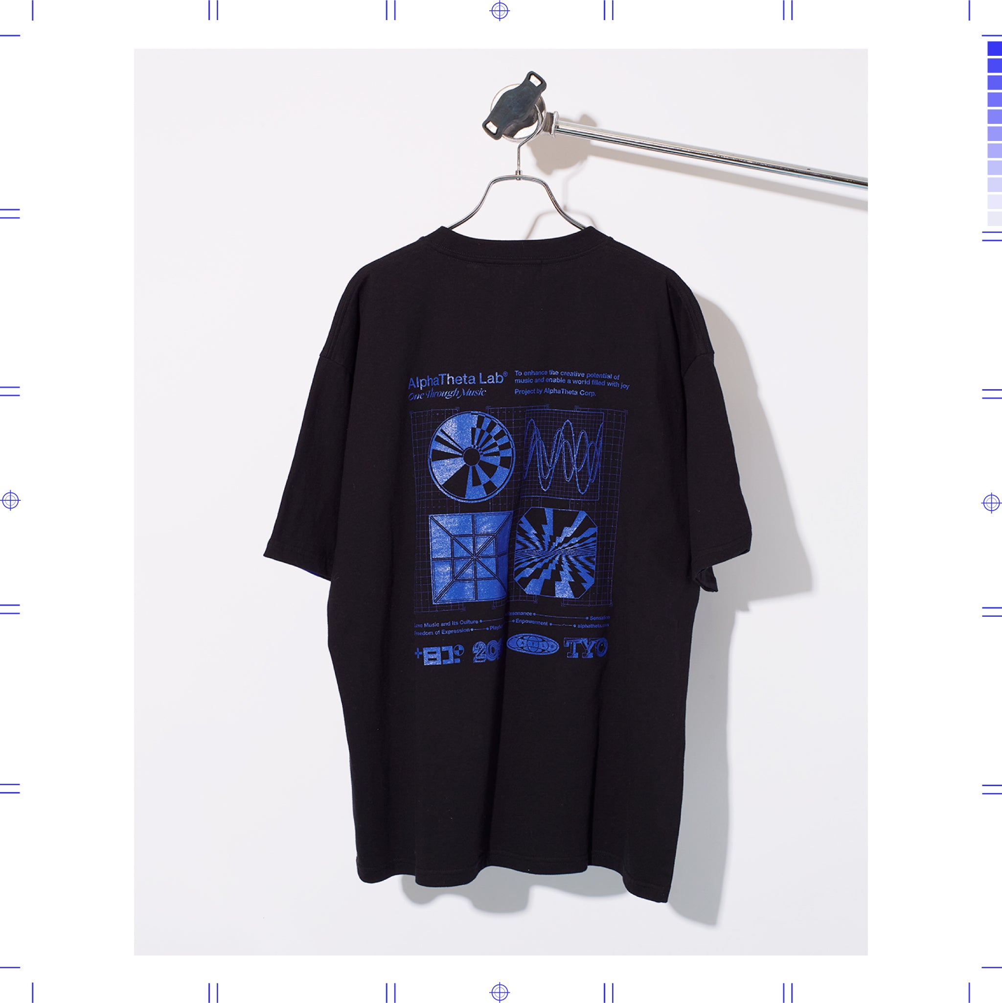 A.H.O.な服 TシャツとA.H.O ペンライト　セット　新品 2WAY グラフィック刺繍 オーバーサイズ半袖Tシャツ MONO-MART